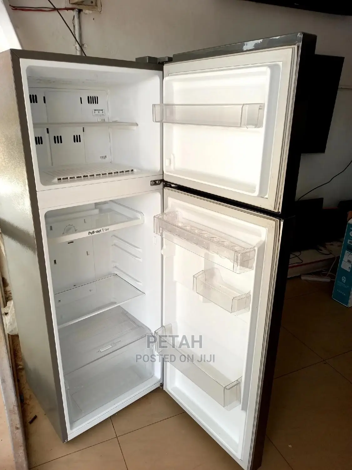 LG Led Frost Free 225L Double Door Refrigerator