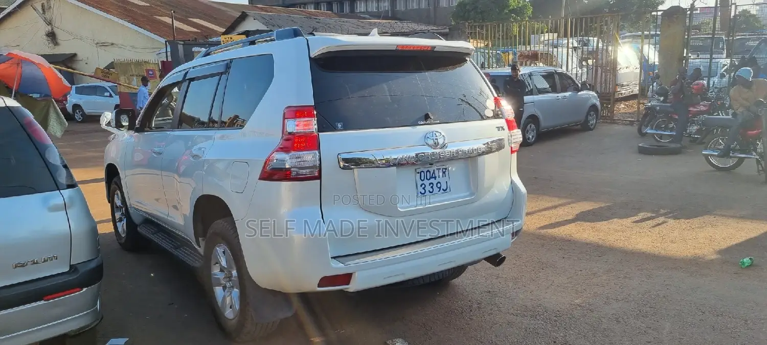 Toyota Land Cruiser Prado 2011 White