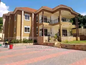 5bdrm Duplex in Fs Properties Ltd, Central Division for Sale