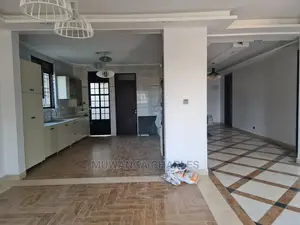 5bdrm Duplex in Fs Properties Ltd, Central Division for Sale