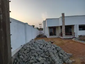 Furnished 4bdrm Bungalow in Kira for Sale