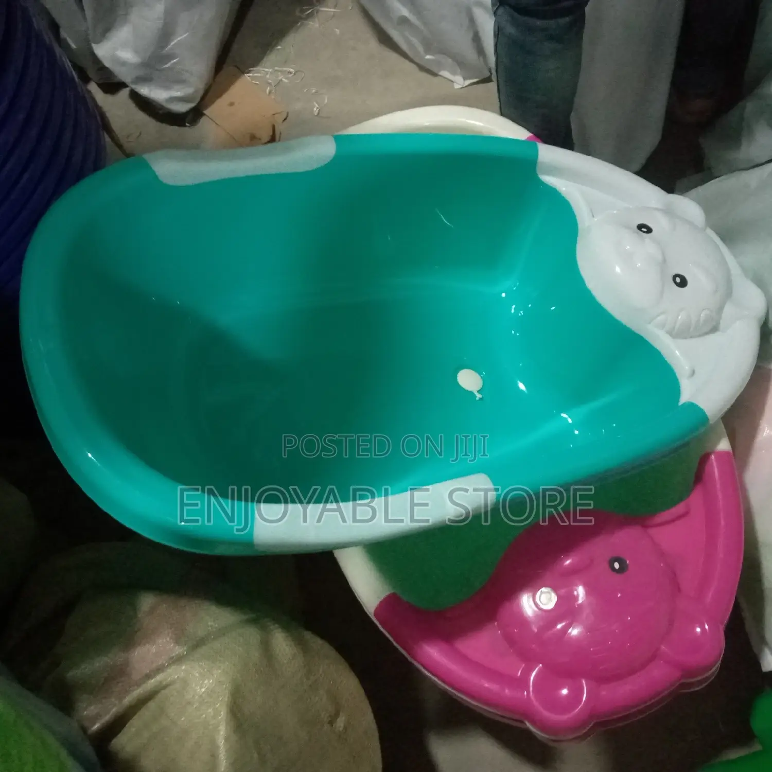Plastic Baby Bathing Basins