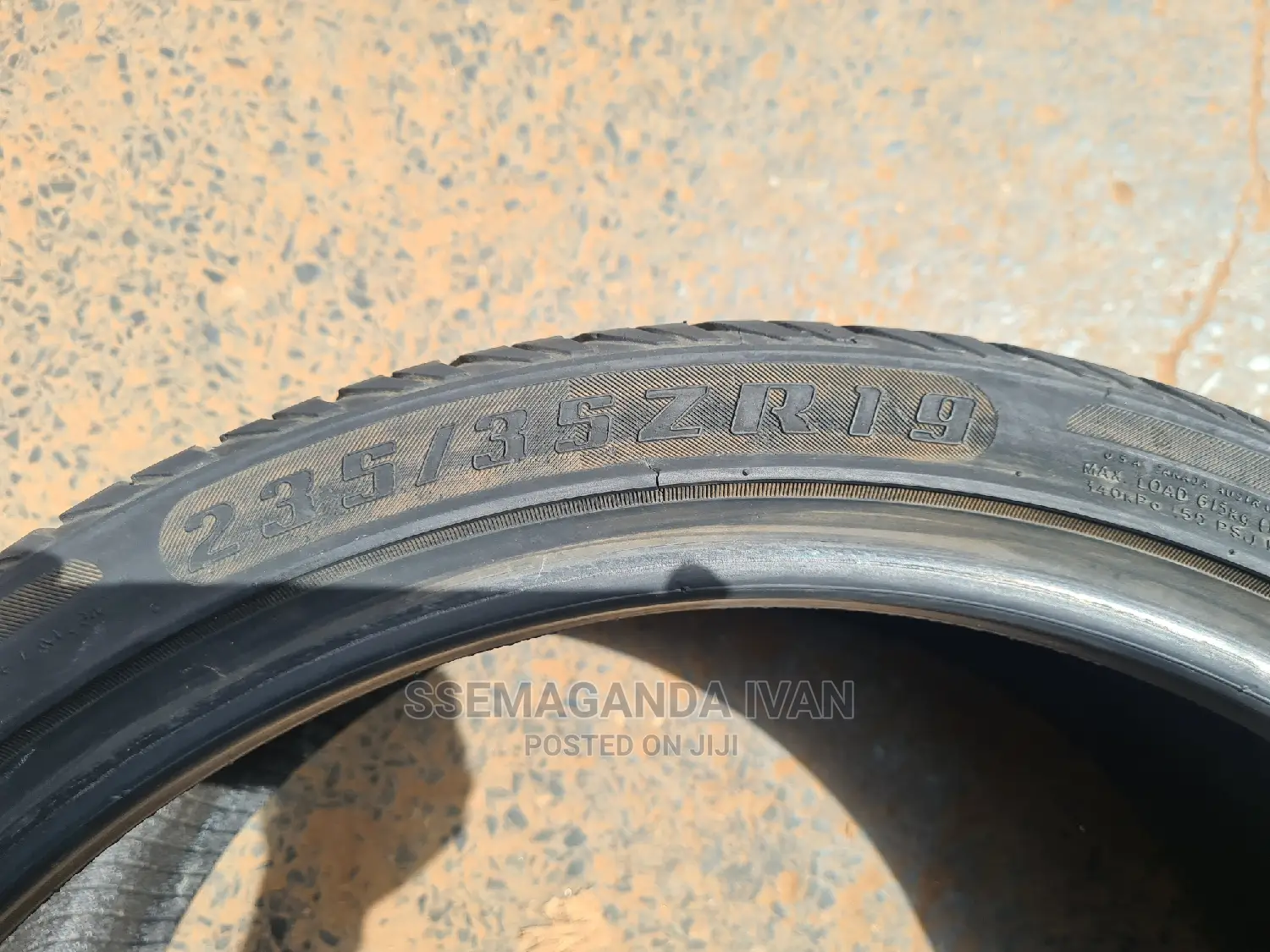 235/35r19 Used Tire