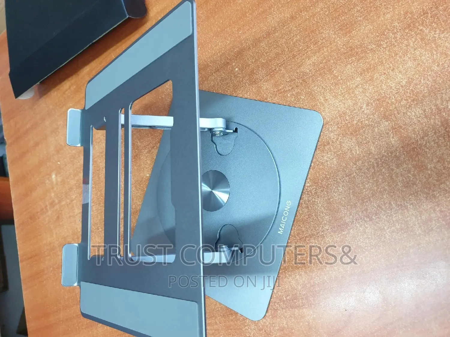 Rotatable Laptop Stand LS928