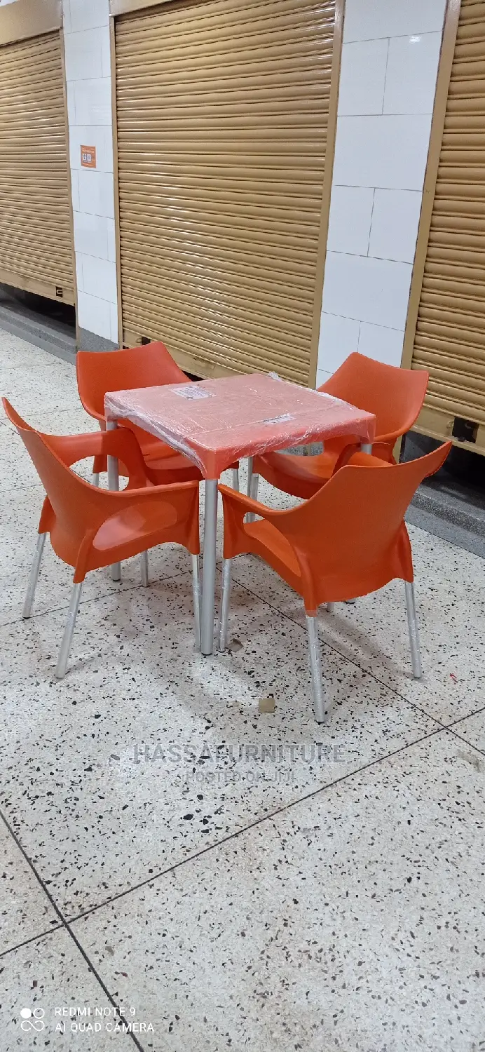 4seaters Restaurant Set Brand New