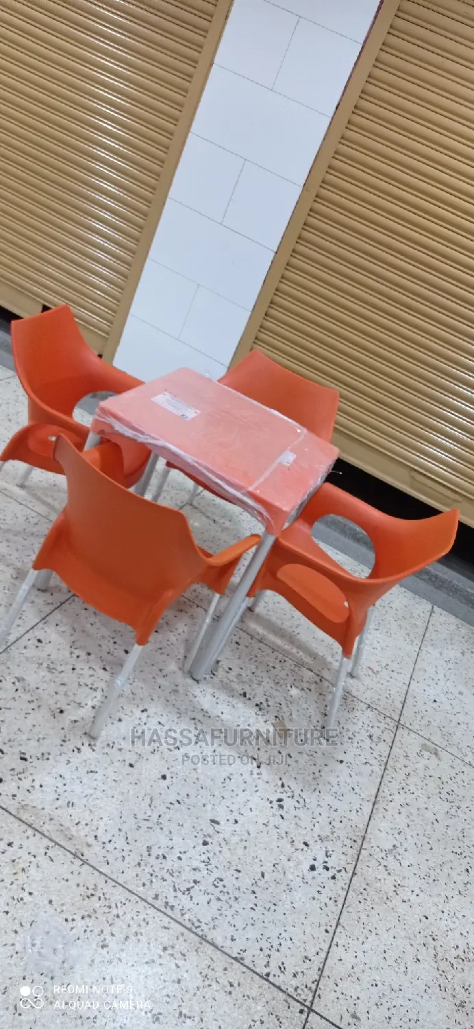 4seaters Restaurant Set Brand New