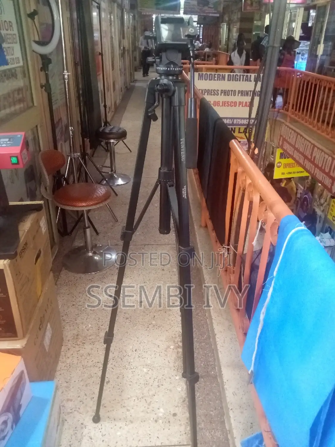 Tripod Stand.
