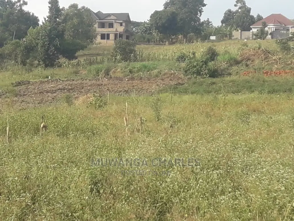 100by100ft Plot of Land for Sale at Garuga Entebbe