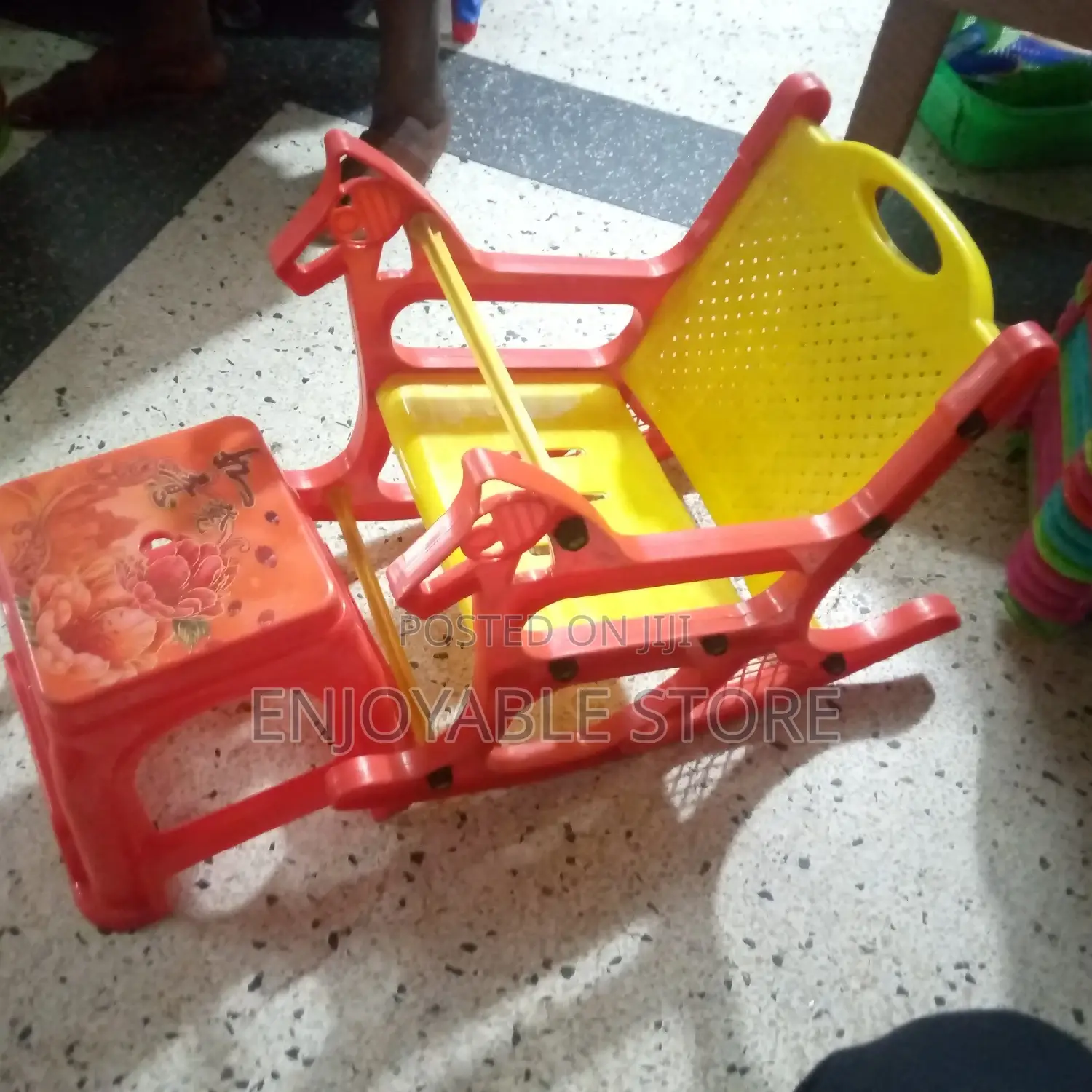 Plastic Feeding Swing Baby Chair
