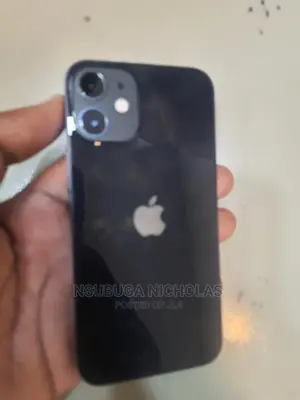 Apple iPhone 12 64 GB Black