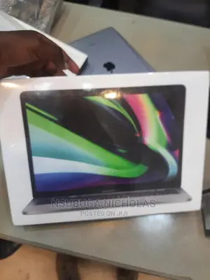 New Laptop Apple MacBook Pro 2021 M1 8GB Apple M1 SSD 256GB