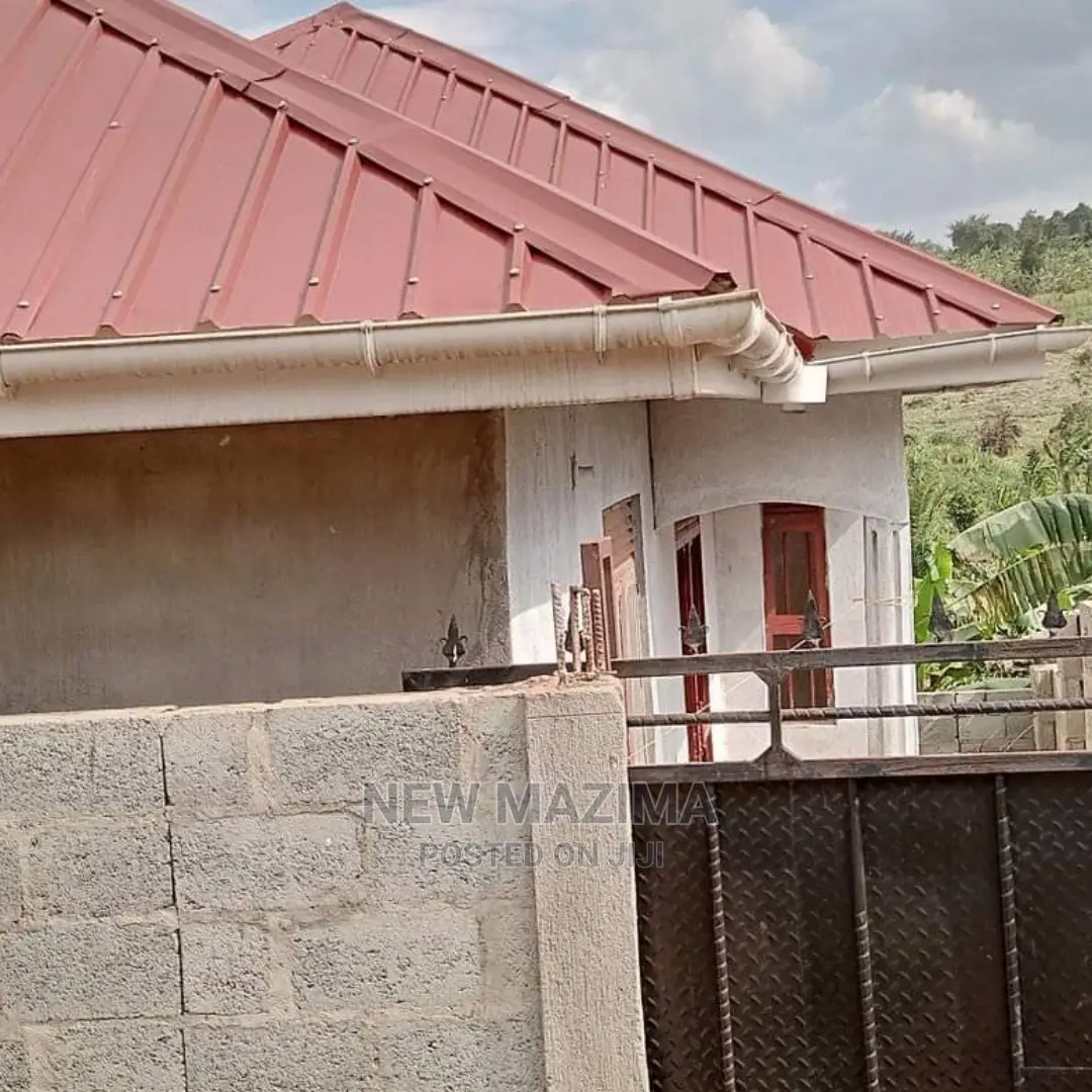 2bdrm House in Mpererwe Kata, Central Division for Sale