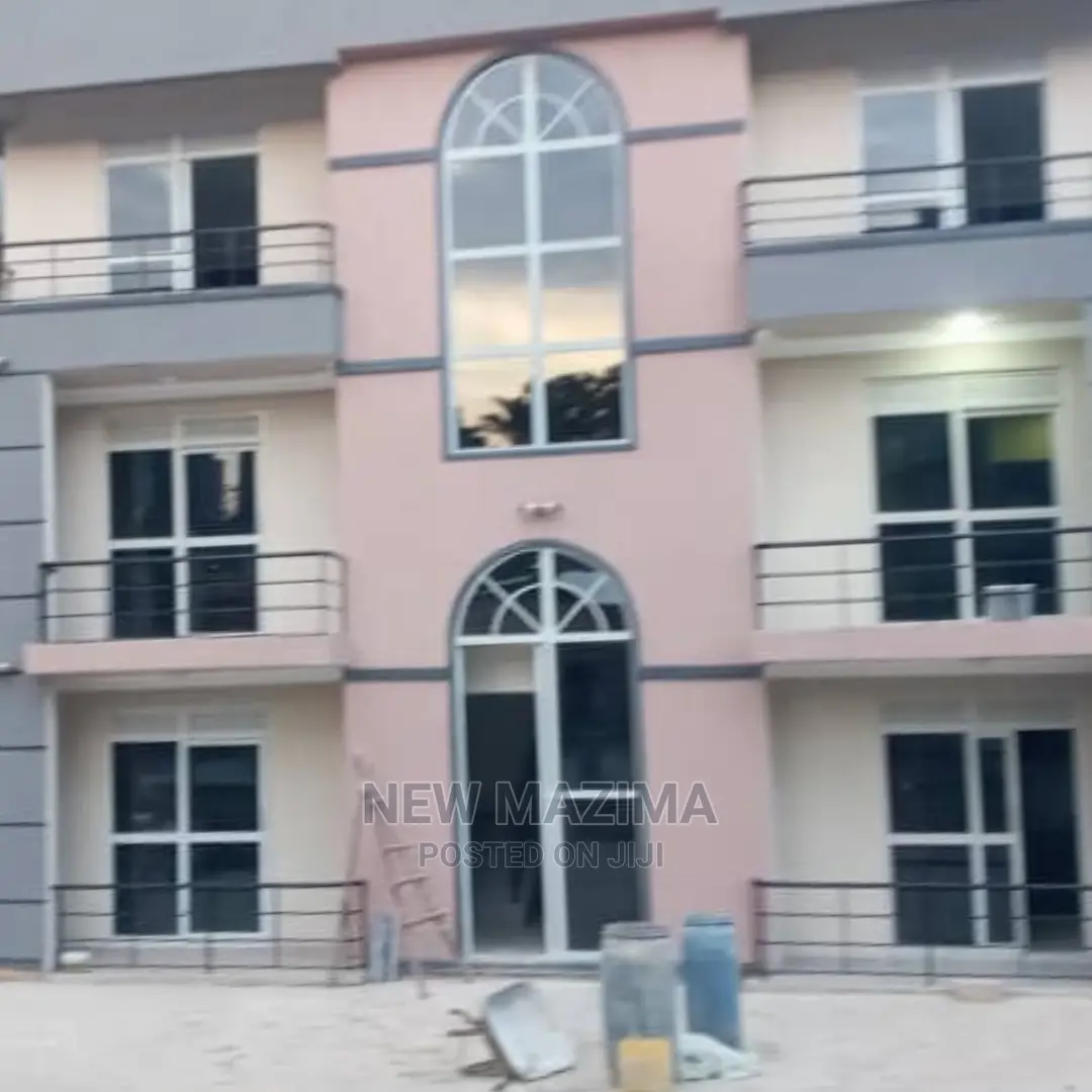 6bdrm Block of Flats in Munyonyo Heights, Central Division for Sale