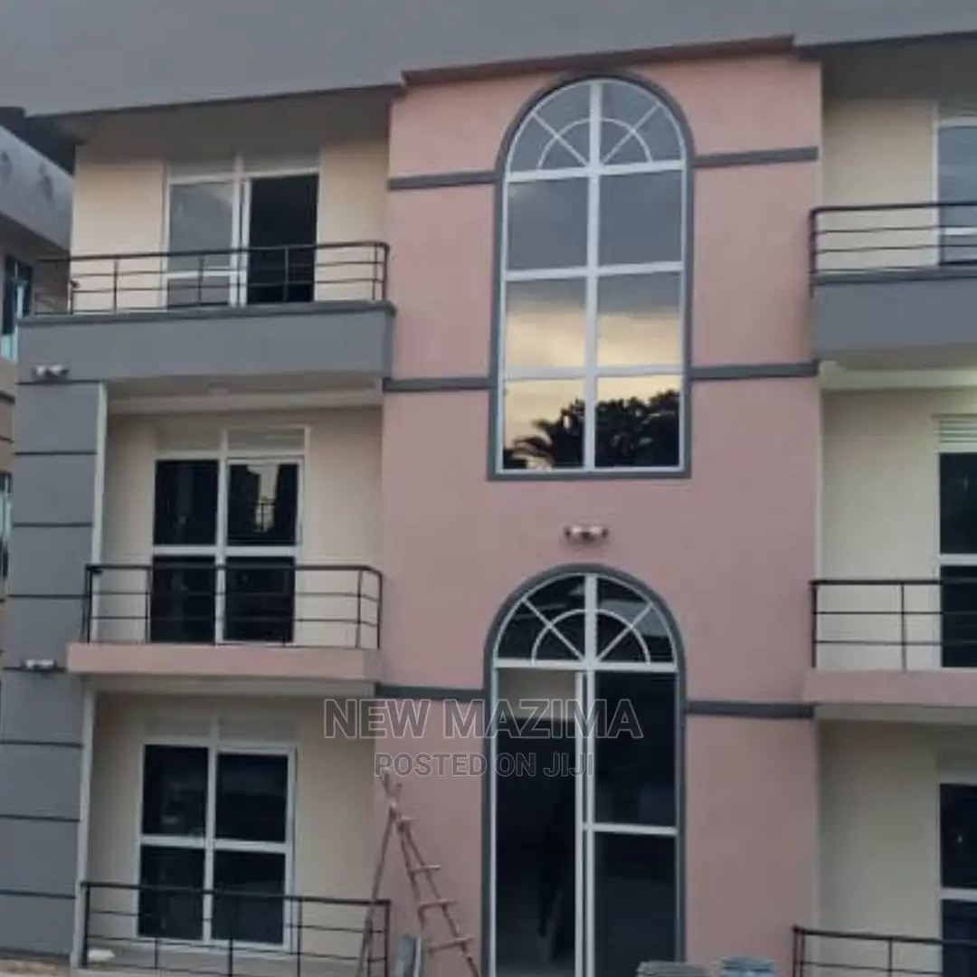 6bdrm Block of Flats in Munyonyo Heights, Central Division for Sale