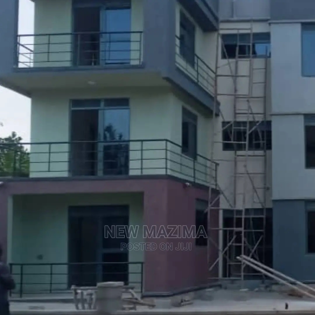 6bdrm Block of Flats in Munyonyo Pride, Central Division for Sale