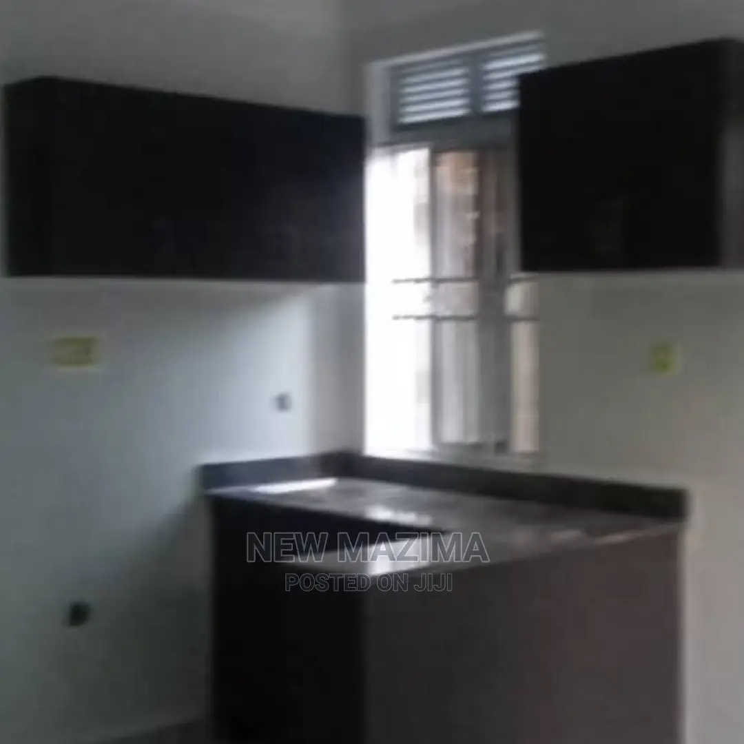 6bdrm Block of Flats in Munyonyo Pride, Central Division for Sale