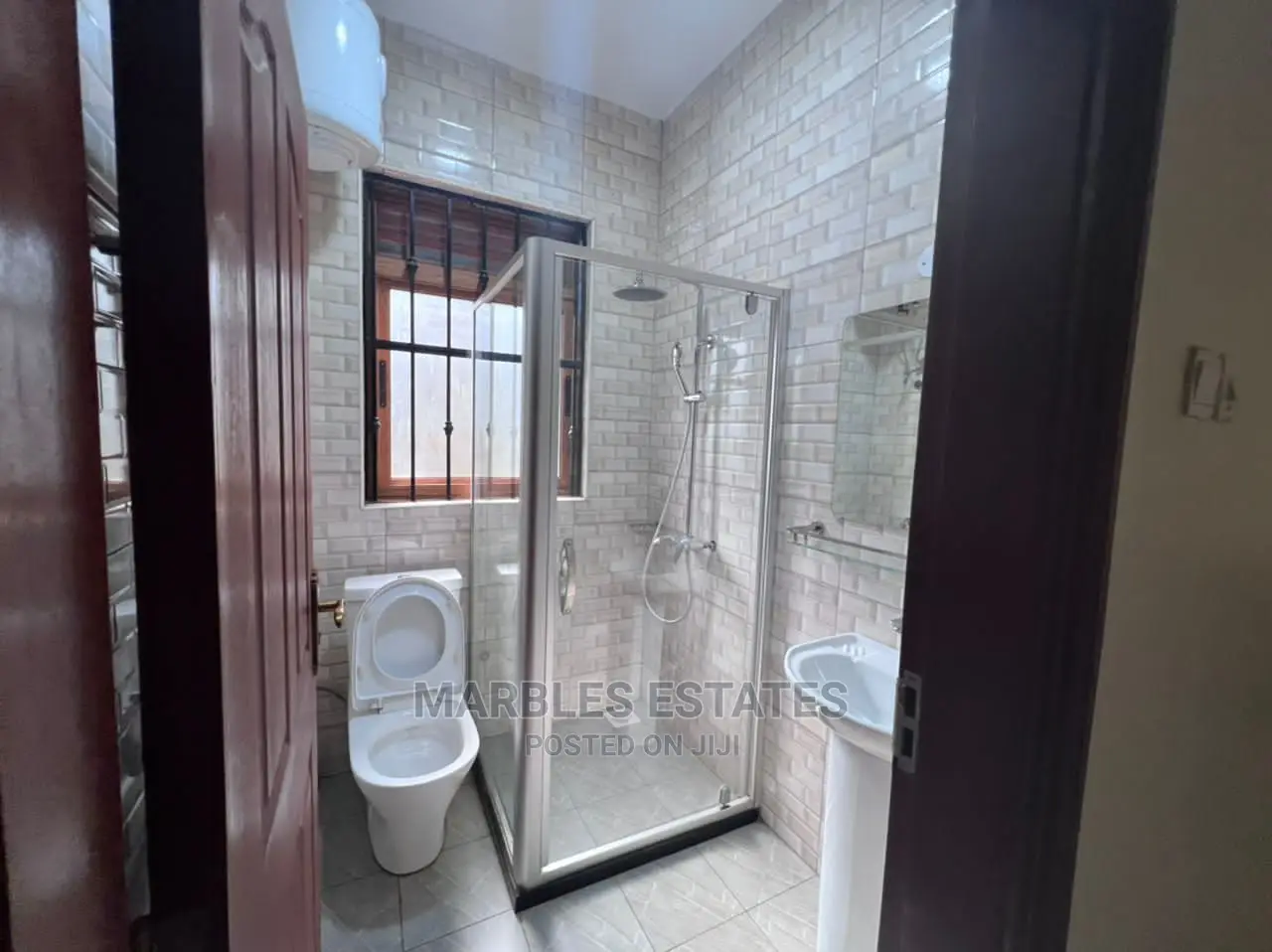 Furnished 3bdrm Townhouse/Terrace in Naguru, Central Division for Rent