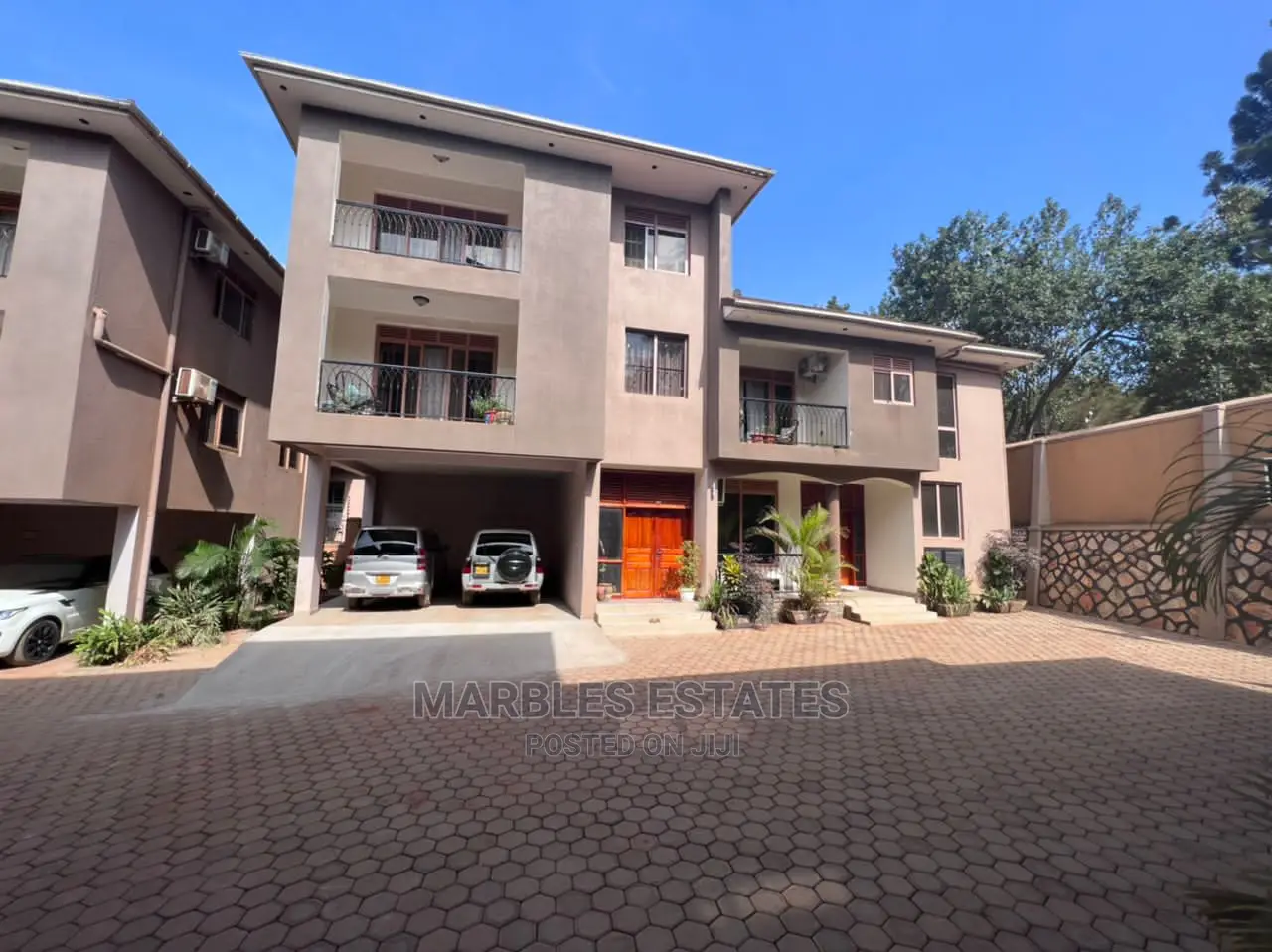 Furnished 3bdrm Townhouse/Terrace in Naguru, Central Division for Rent
