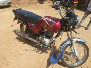 Yamaha Genesis 2019 Red