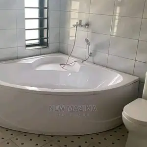 4bdrm House in Seguku Ntebe Rd, Central Division for Sale