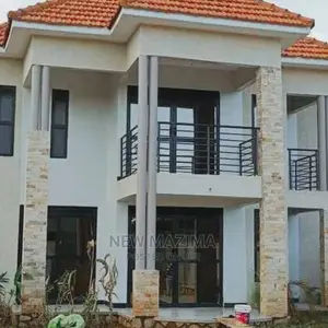 4bdrm House in Seguku Ntebe Rd, Central Division for Sale