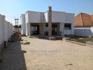 Furnished 4bdrm House in Kira for Sale