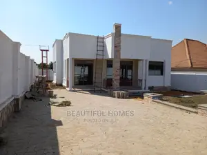 Furnished 4bdrm House in Kira for Sale