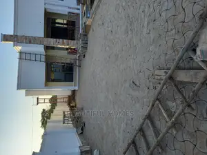 Furnished 4bdrm Bungalow in Kira for Sale