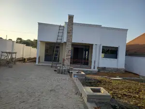 Furnished 4bdrm House in Kira for Sale
