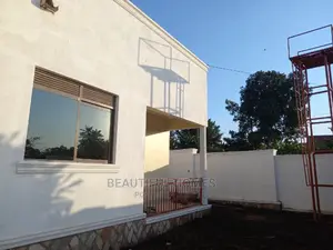 Furnished 4bdrm House in Kira for Sale