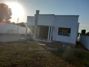 Furnished 4bdrm House in Kira for Sale