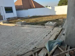 Furnished 4bdrm House in Kira for Sale