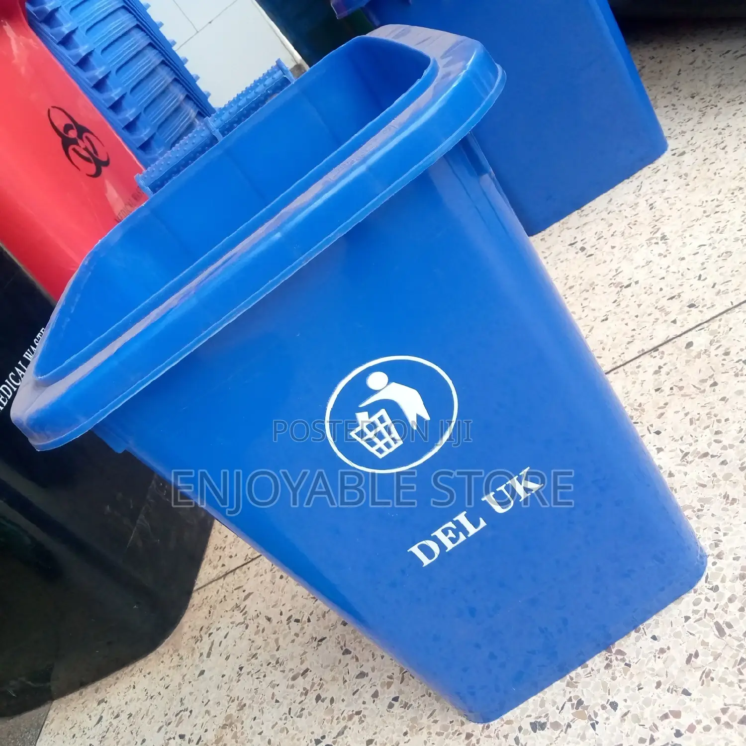 Plastic Dust 100ltr
