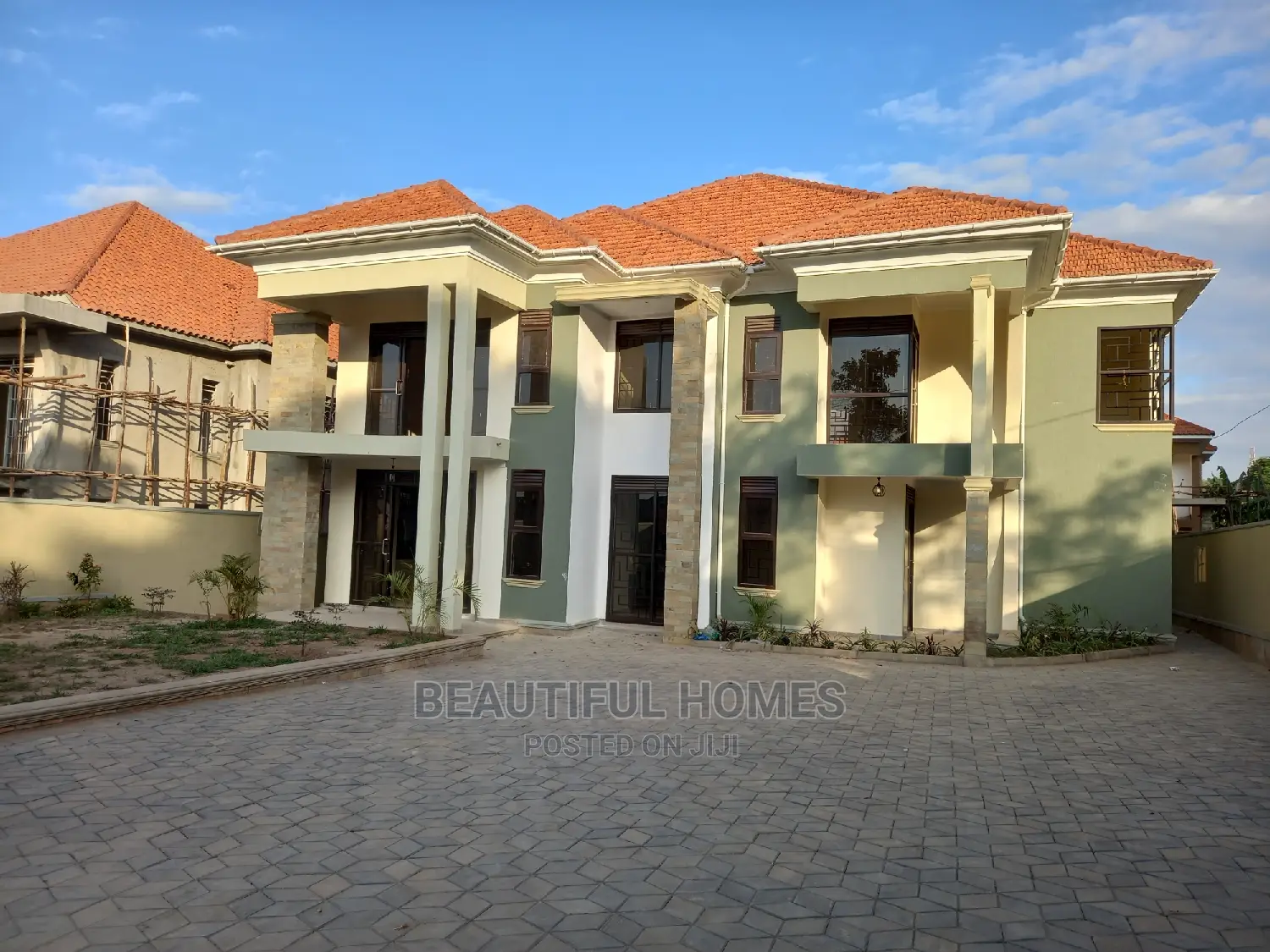Furnished 6bdrm House in Kira Rich for Sale