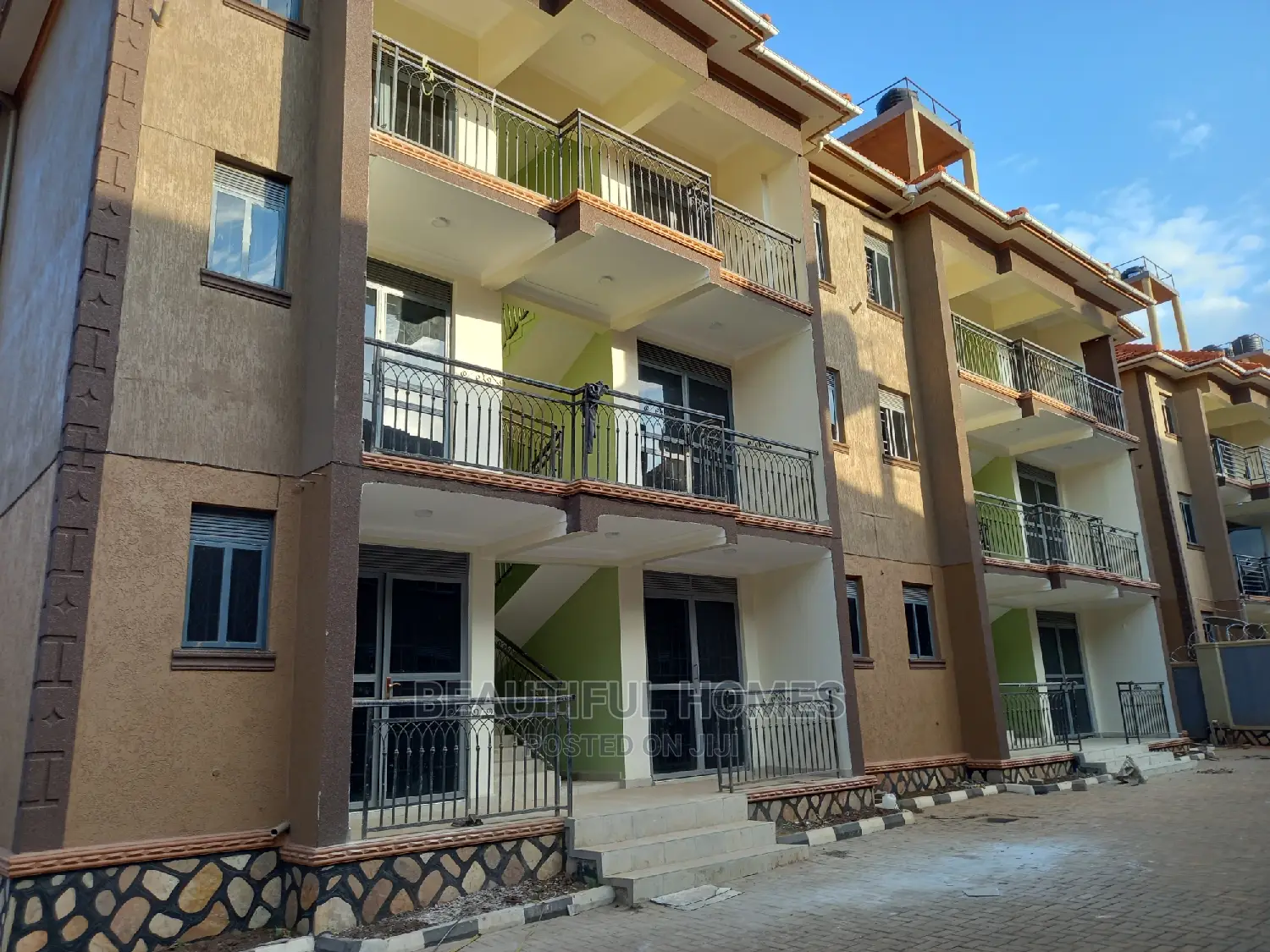 Furnished 1bdrm Apartment in Kira Wealthy for Sale
