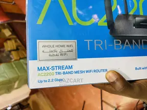 Linksys EA8300 Max-Stream: AC2200 Tri-Band Wi-Fi Router For