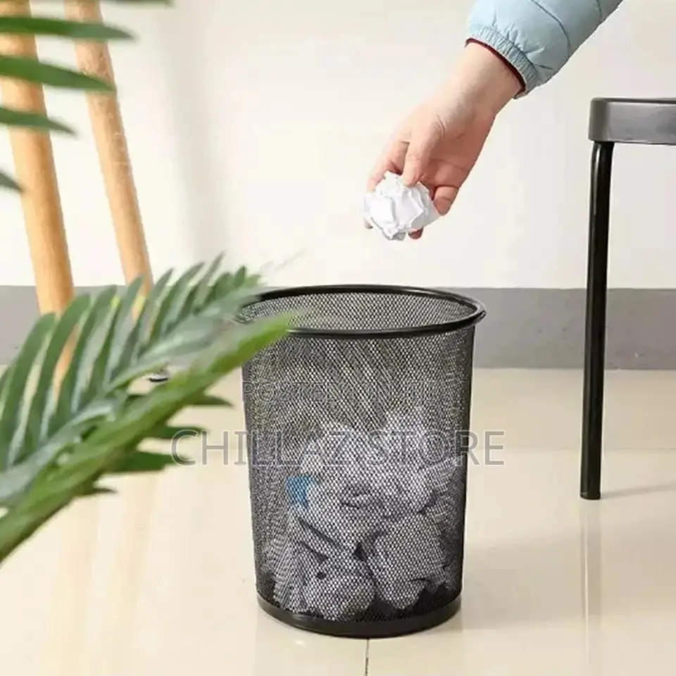 Iron/Wire Mesh Dust Bin