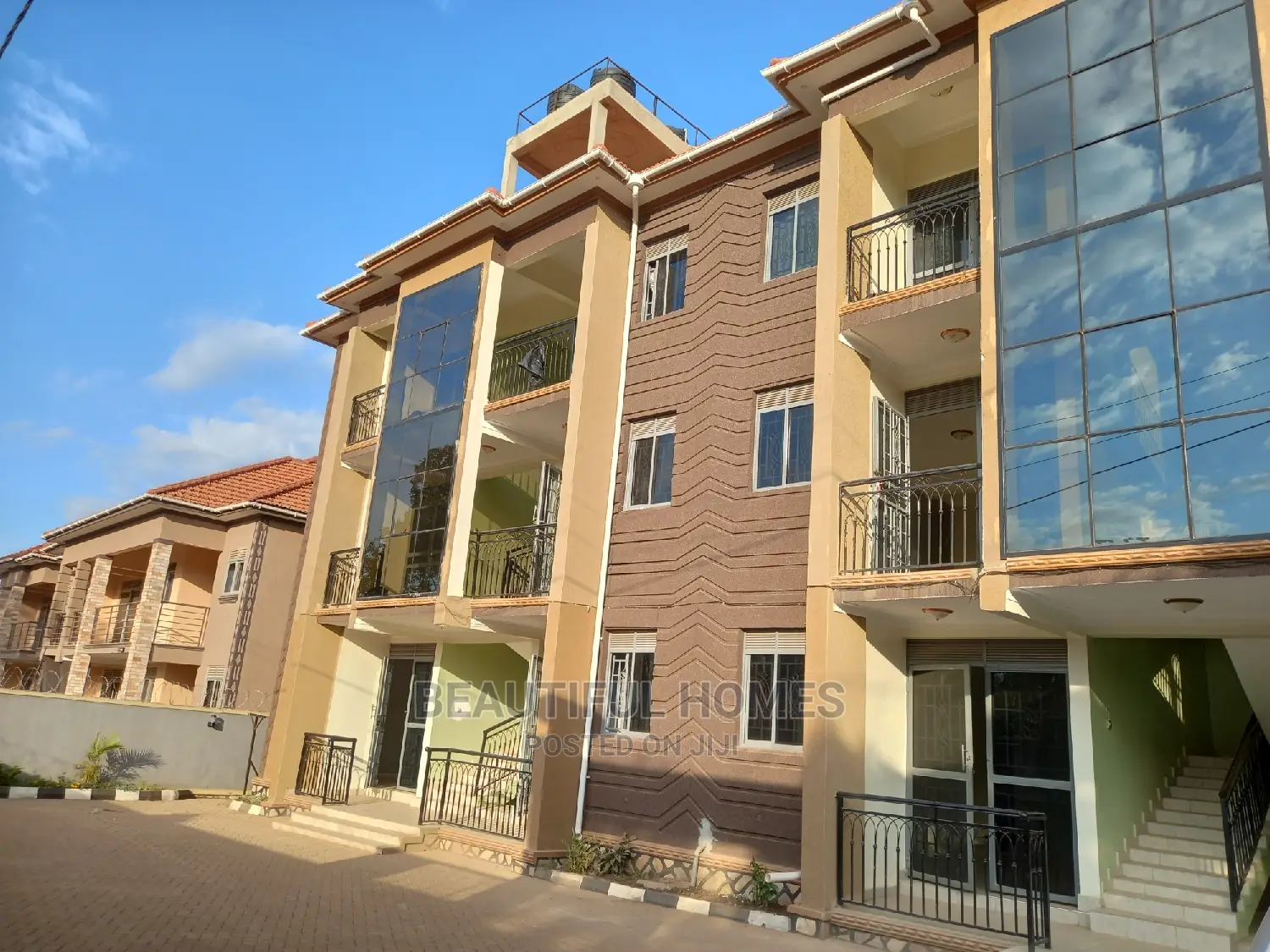 Furnished 1bdrm Apartment in Kira for Sale