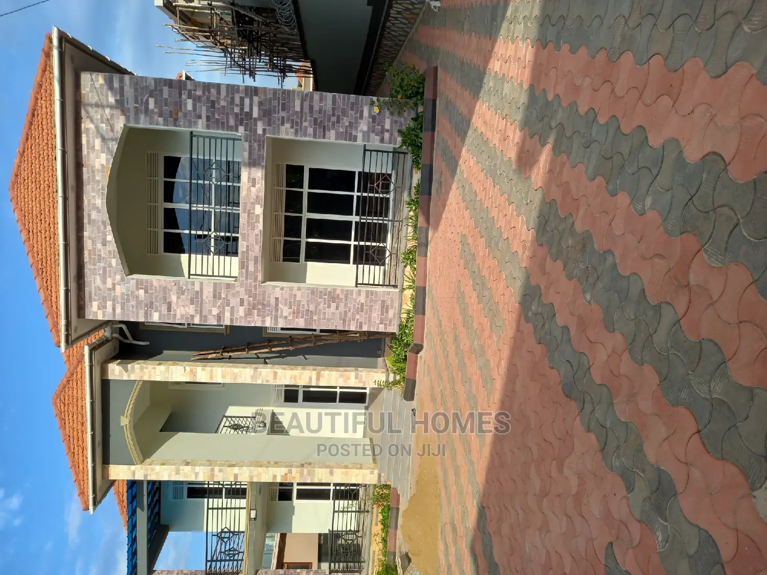 Furnished 6bdrm House in Kira Wealthy for Sale