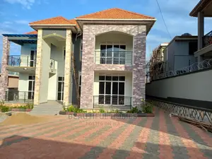 Furnished 6bdrm House in Kira Wealthy for Sale