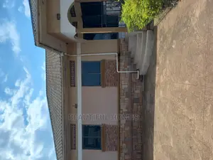 Furnished 4bdrm House in Kira for Sale