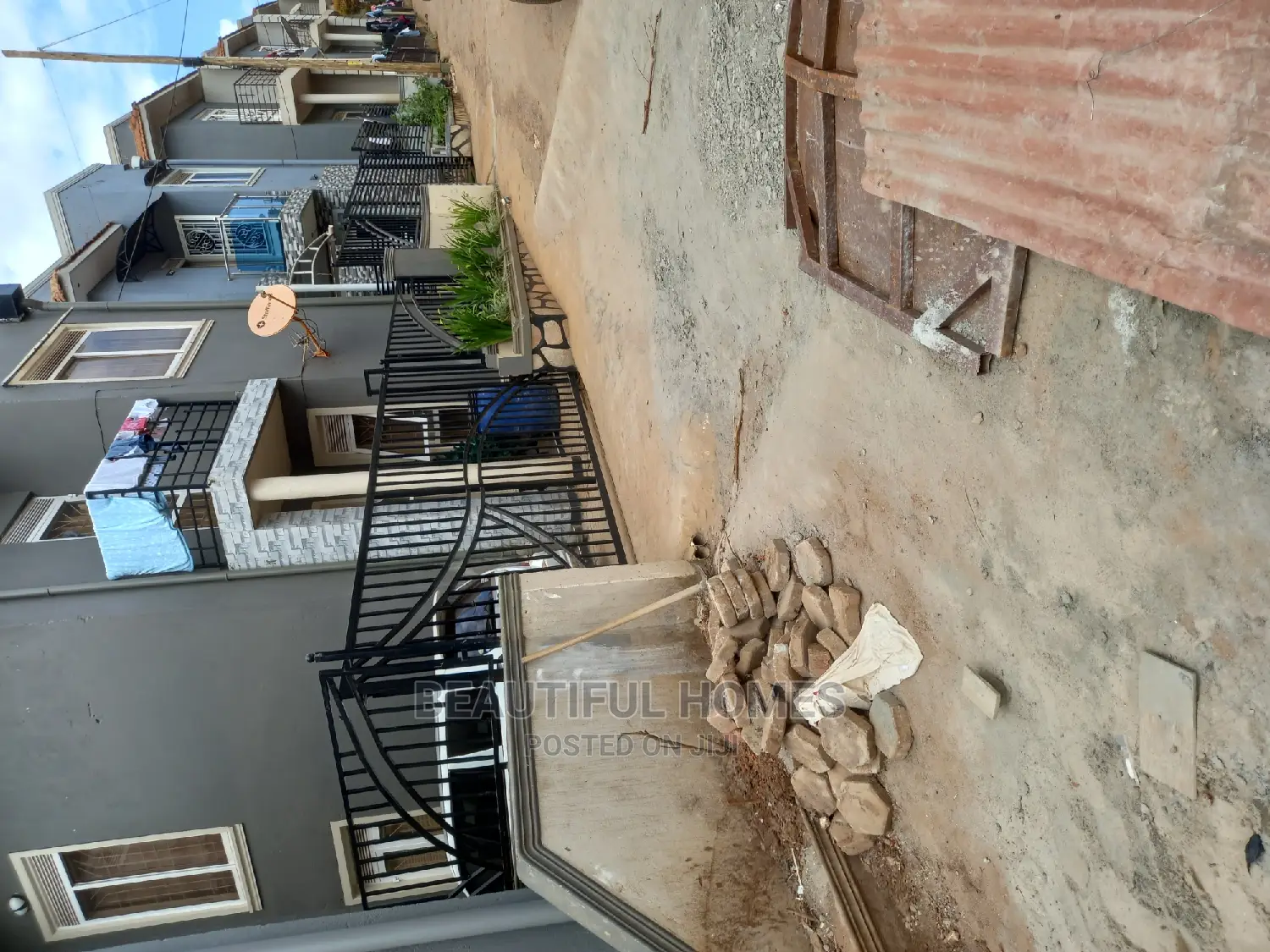 Furnished 4bdrm Duplex in Kira Tarmacked for Sale