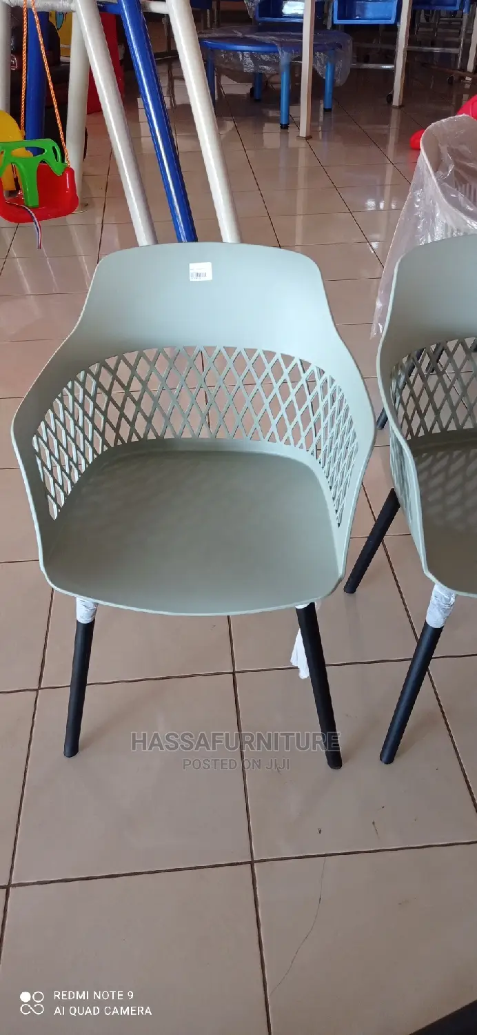 Executive Restaurant Chair