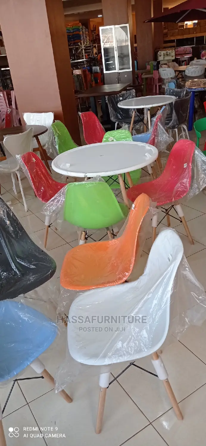 Executive Restaurant Tables and Chairs