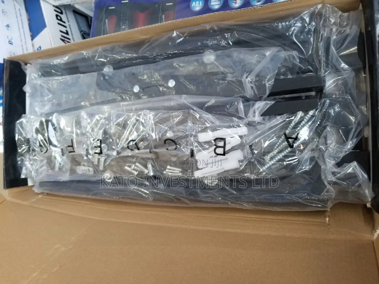 43 -75 Inches 360 Wall Mount