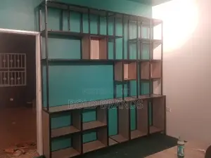 Shelves/ Shelving Units