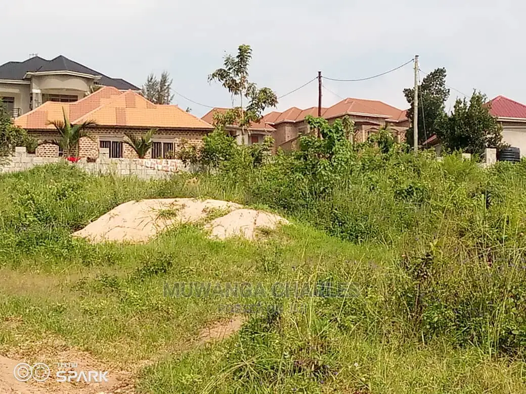 100by50ft Plot of Land for Sale at Nakwero