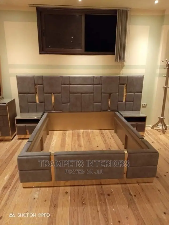 Beds Goldline Stripes Call
