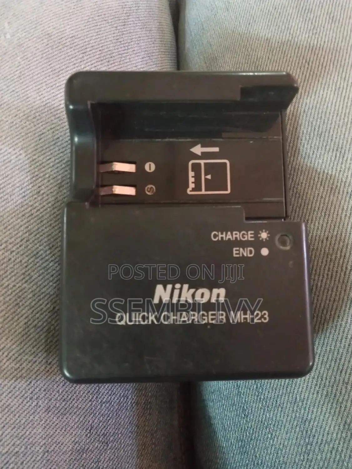 Nikon-Charger.