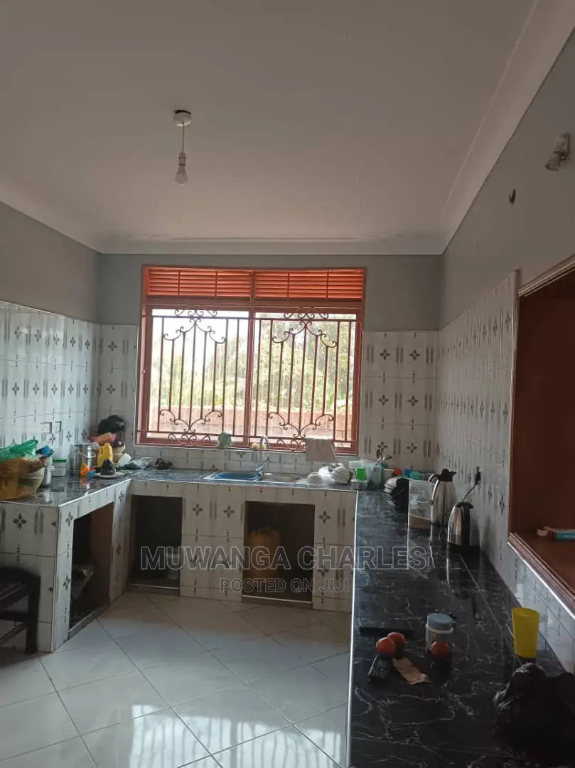 4bdrm Duplex in Fs Properties Ltd, Central Division for Rent
